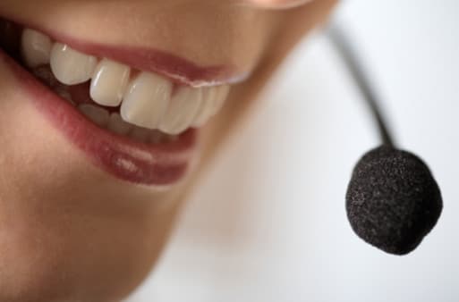 Relatório aponta descompromisso das empresas com seus SACs Relatório aponta descompromisso das empresas com seus SACs